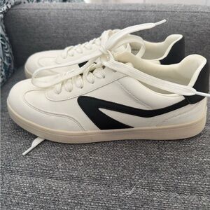 DV by Dolce Vita White and Black Sneakers